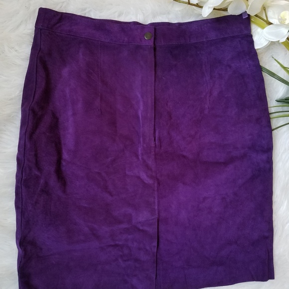 Fashion Attitudes Purple Suede Skirt - Picture 3 of 6
